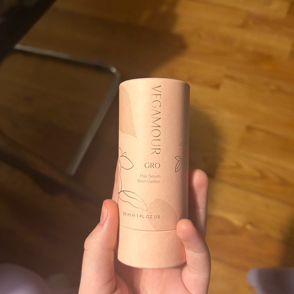 brand new vegamour gro hair serum - Picture 3 of 3